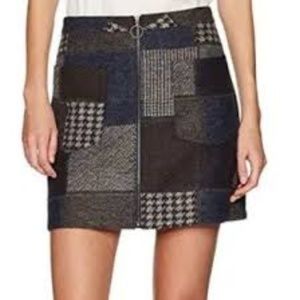 BCBGMAXAZARIA patchwork zip front mini skirt - M